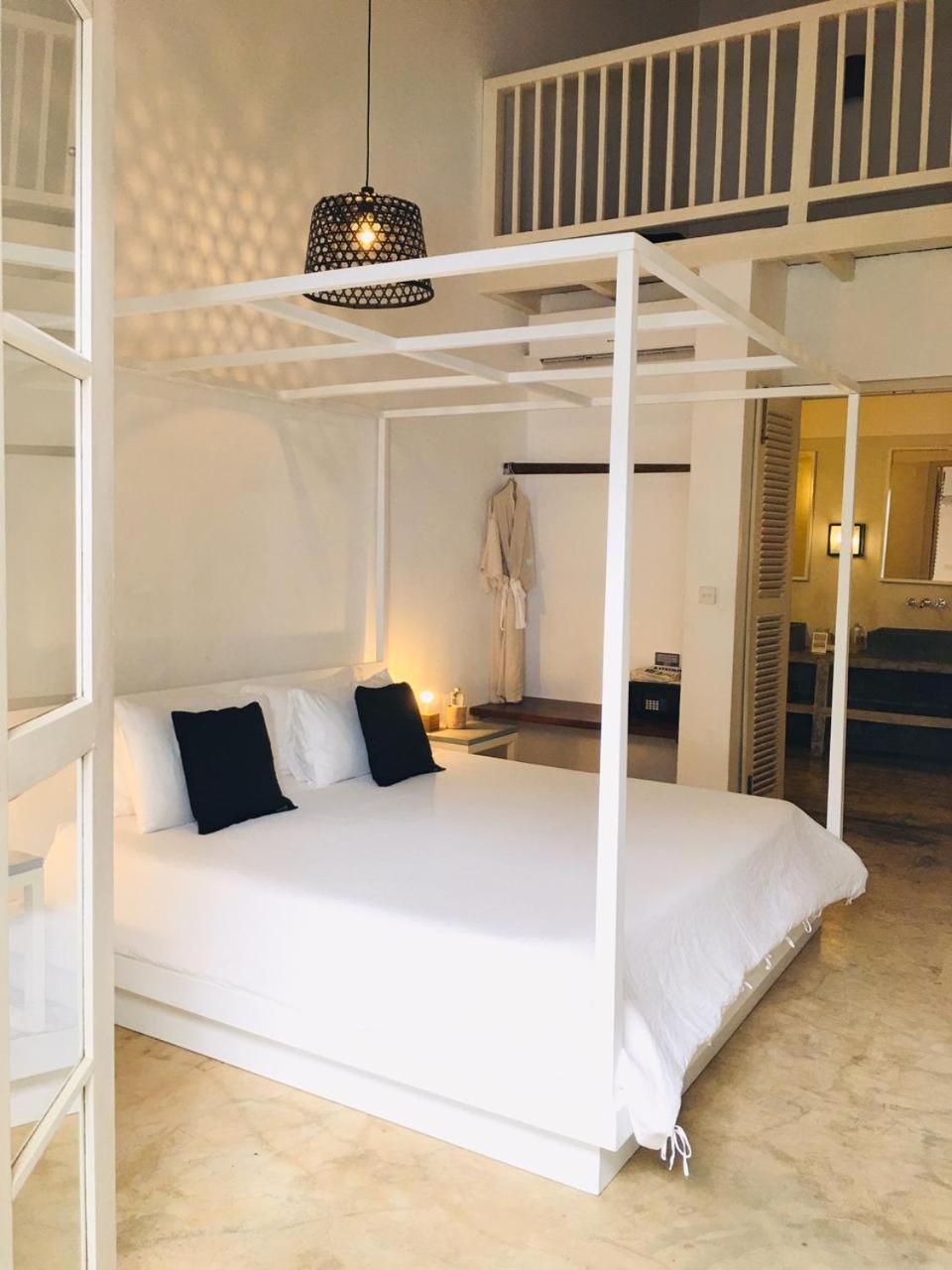 อราเบลลา ออน บูสซา ไพรเวท โฮเต็ล Hotel Boossa ภายนอก รูปภาพ
